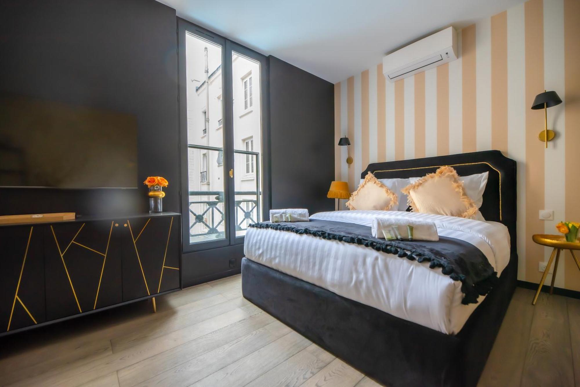 Monsieur Montmartre - Moulin Rouge Residence Paris Ngoại thất bức ảnh