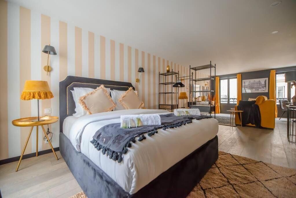 Monsieur Montmartre - Moulin Rouge Residence Paris Ngoại thất bức ảnh